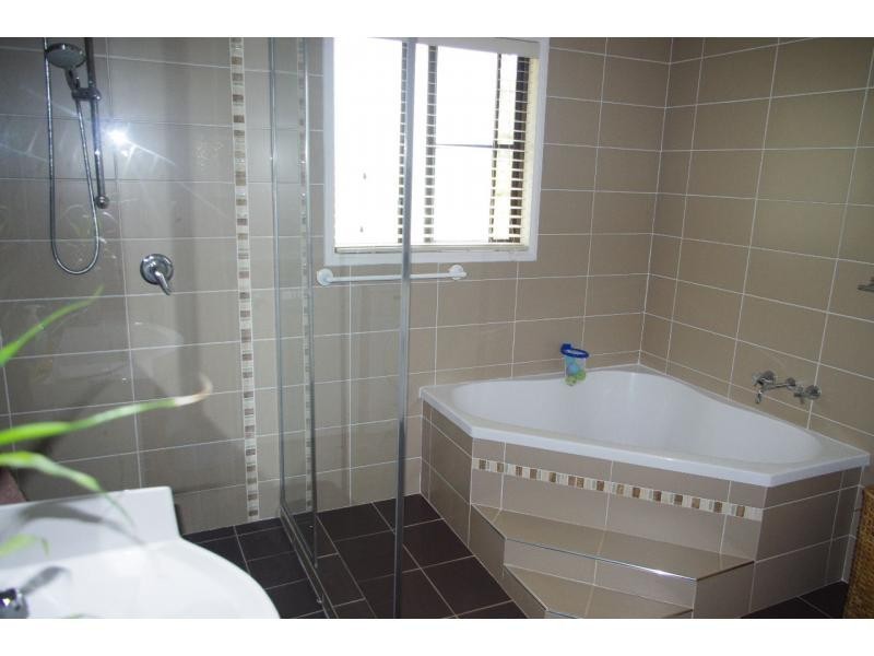 130 Lucas Road, Lamb Island QLD 4184