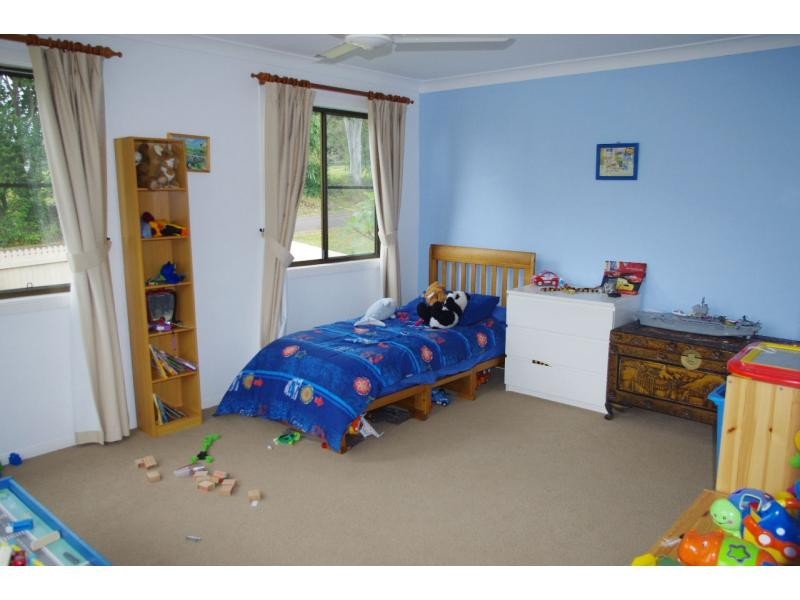 130 Lucas Road, Lamb Island QLD 4184