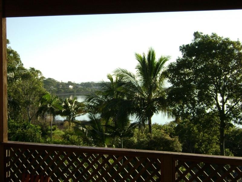 10 Koonwarra Parade, Macleay Island QLD 4184