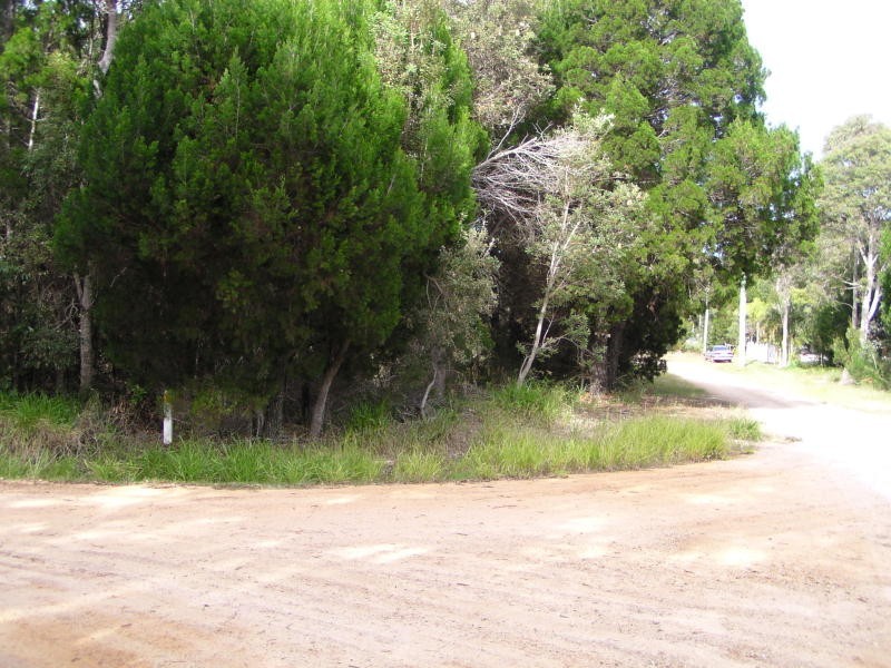 28 Aruma Street, Macleay Island QLD 4184
