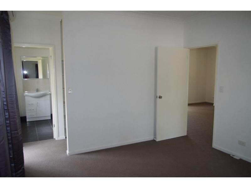 2 Sandpiper Street, Macleay Island QLD 4184