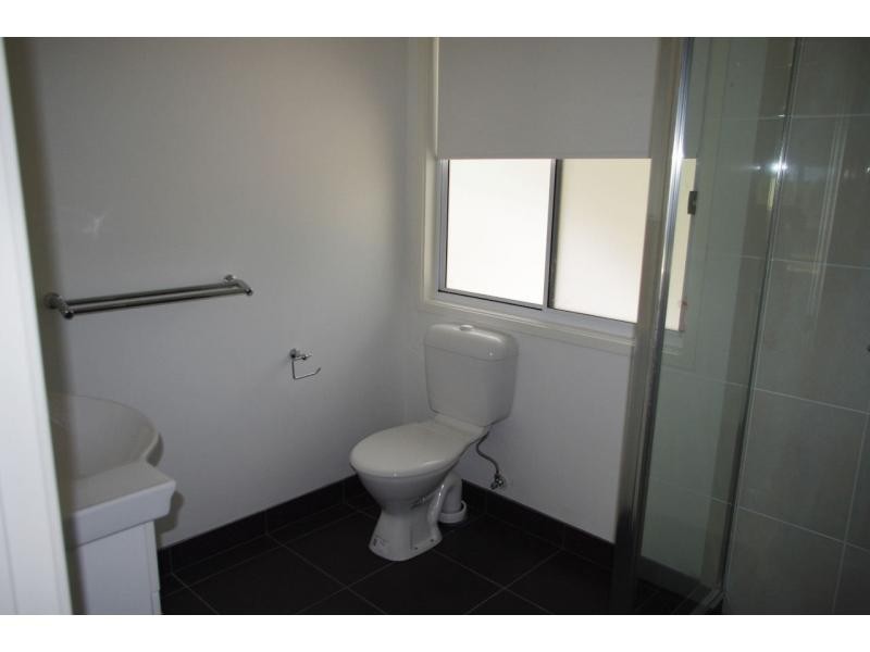 2 Sandpiper Street, Macleay Island QLD 4184