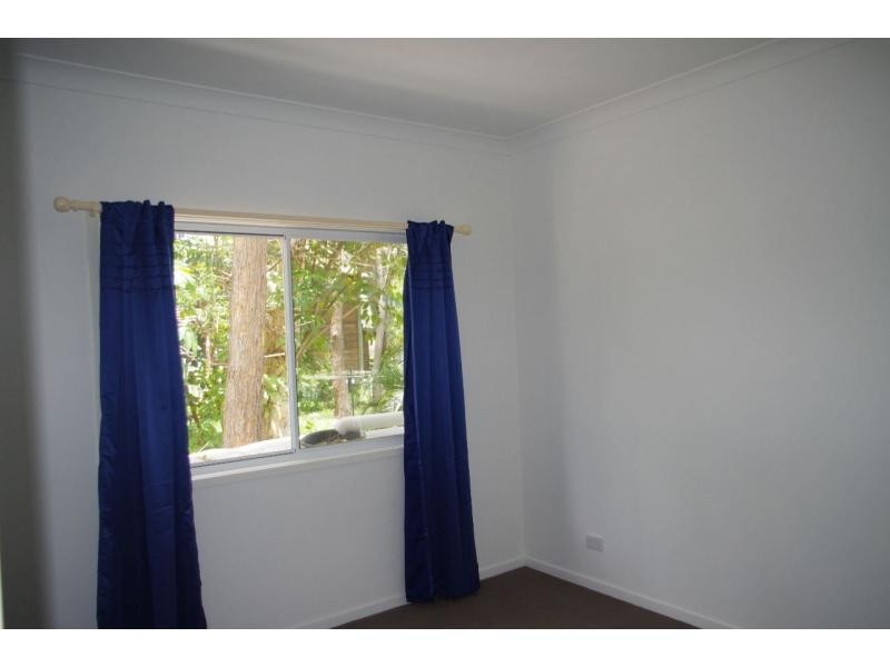 2 Sandpiper Street, Macleay Island QLD 4184