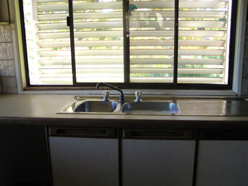 40 Crest Haven, Lamb Island QLD 4184