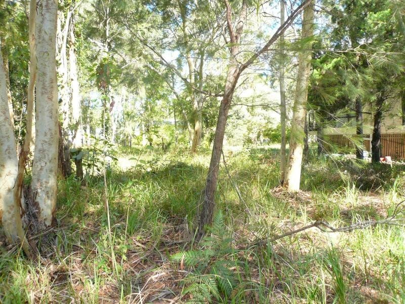 16 Heron Street, Macleay Island QLD 4184