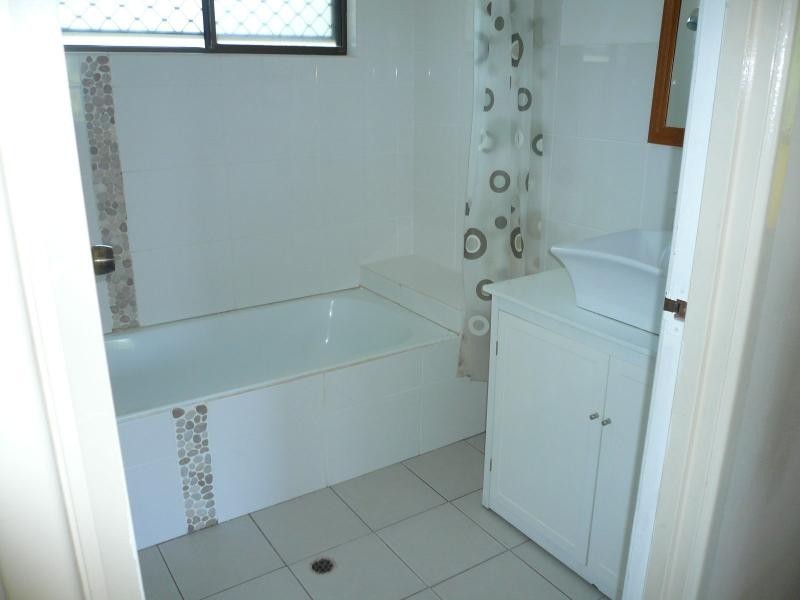 35 Ashton Street, Macleay Island QLD 4184