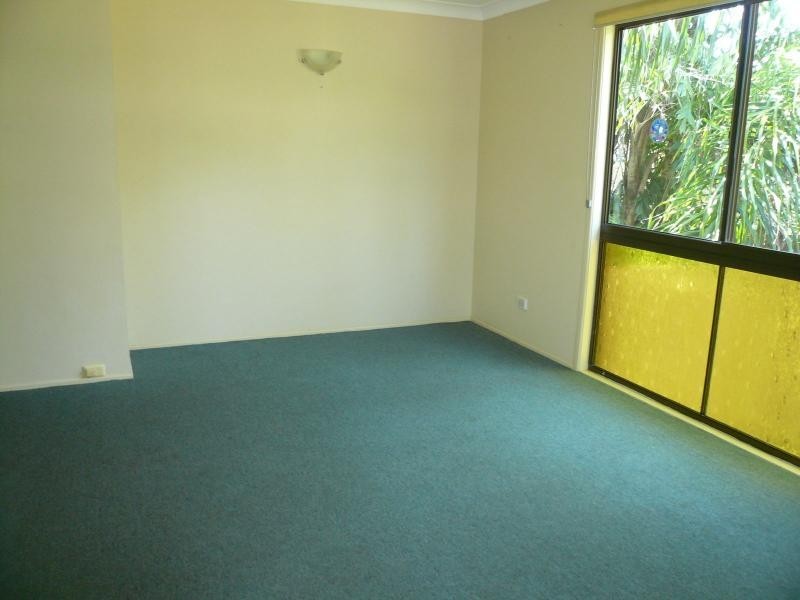 35 Ashton Street, Macleay Island QLD 4184