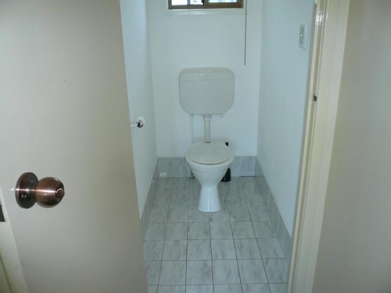 35 Ashton Street, Macleay Island QLD 4184