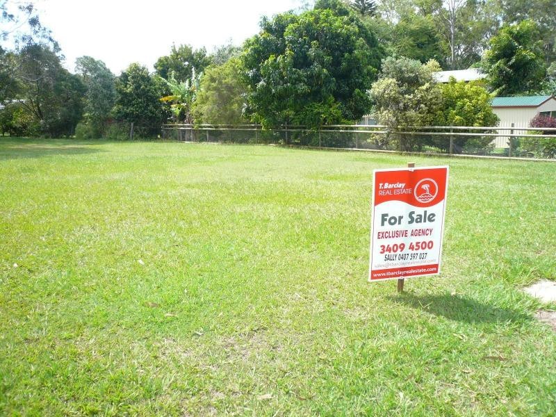 47 Western Road, Macleay Island QLD 4184