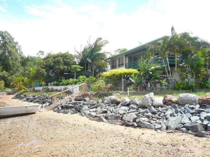 32 Koonwarra Parade, Macleay Island QLD 4184