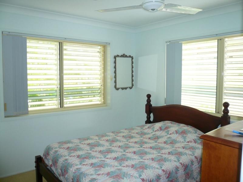 32 Koonwarra Parade, Macleay Island QLD 4184