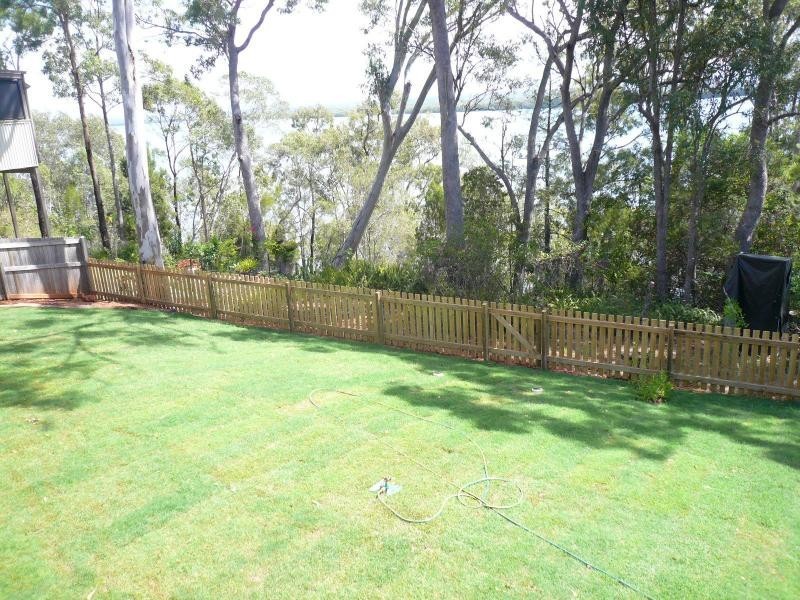 23 Cliff Terrace, Macleay Island QLD 4184