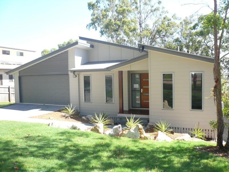 23 Cliff Terrace, Macleay Island QLD 4184