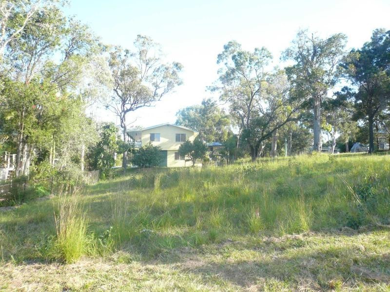 28 Kooberry Street, Macleay Island QLD 4184