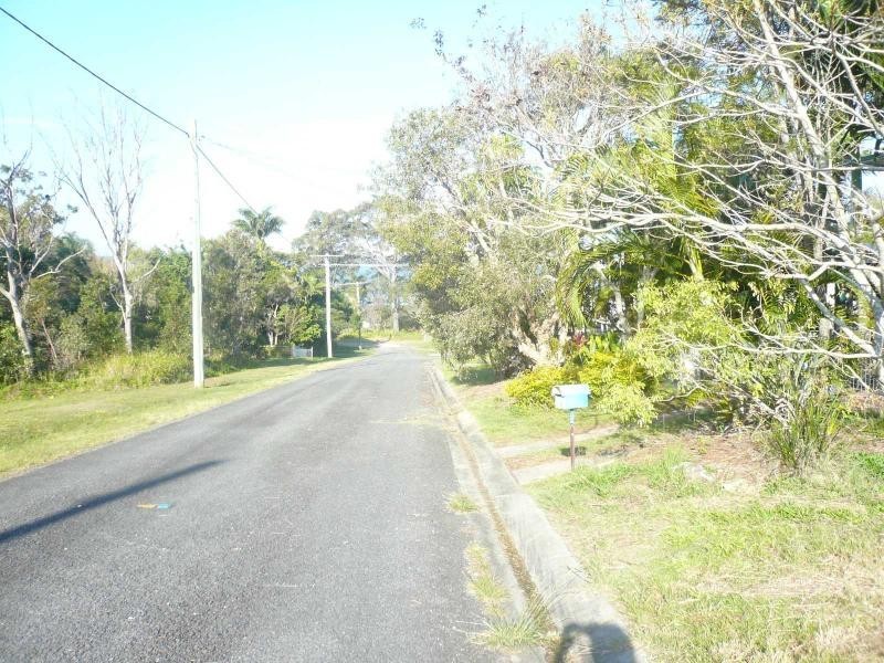 28 Kooberry Street, Macleay Island QLD 4184