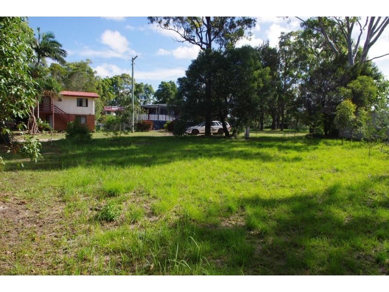 7 Glen Street, Macleay Island QLD 4184