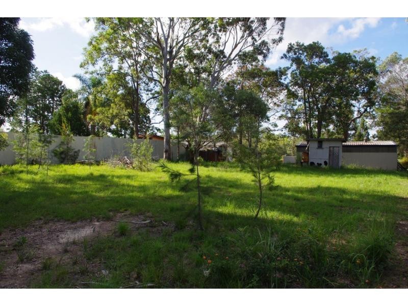 7 Glen Street, Macleay Island QLD 4184