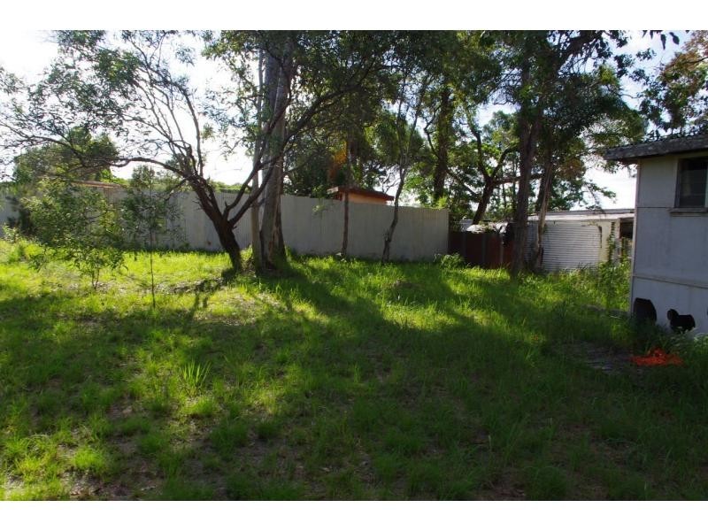7 Glen Street, Macleay Island QLD 4184