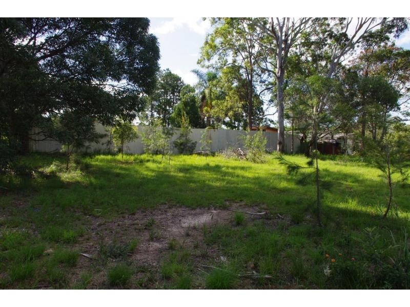 7 Glen Street, Macleay Island QLD 4184