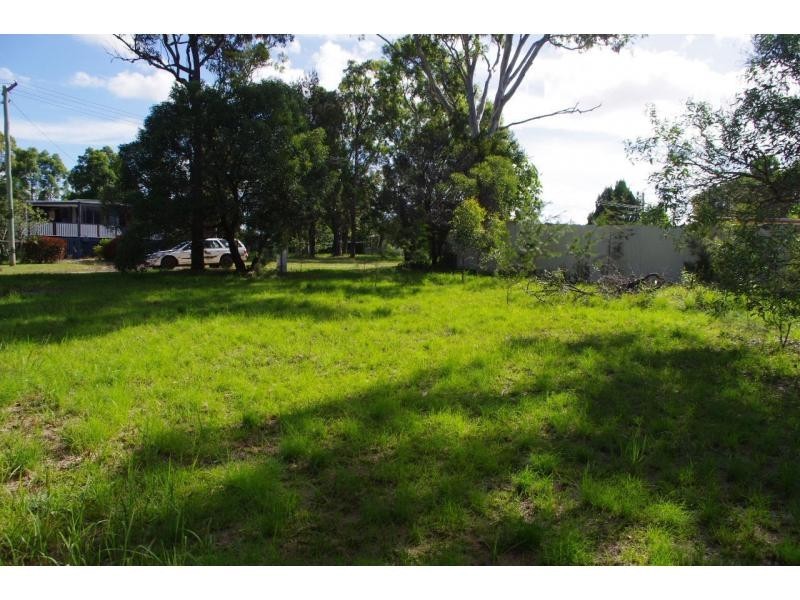 7 Glen Street, Macleay Island QLD 4184
