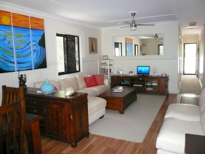 3 Dinjerra Street, Macleay Island QLD 4184