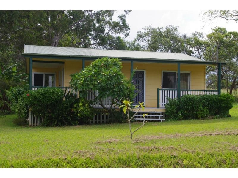 15 Lonicera Street, Macleay Island QLD 4184