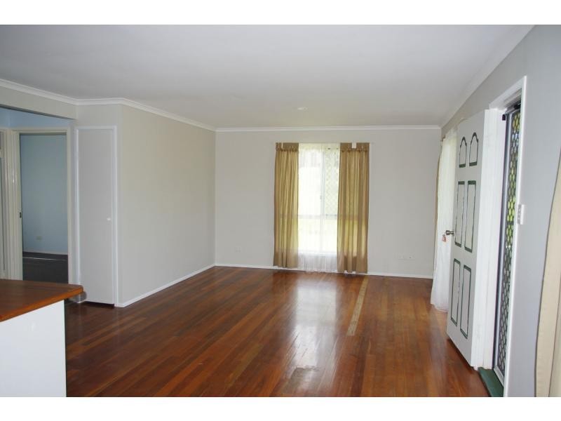 15 Lonicera Street, Macleay Island QLD 4184