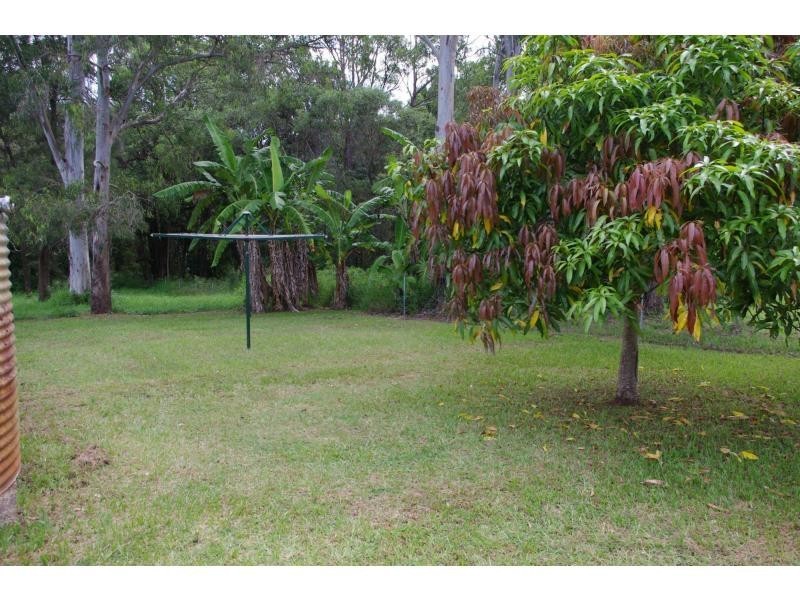 15 Lonicera Street, Macleay Island QLD 4184