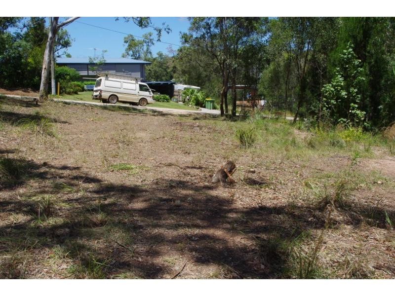 11 Atlantic Street, Lamb Island QLD 4184