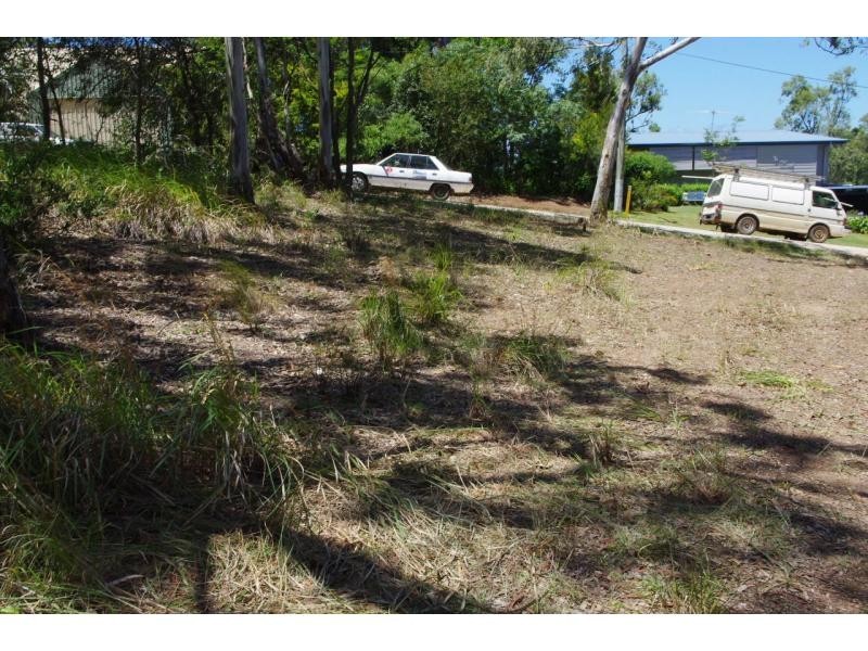 11 Atlantic Street, Lamb Island QLD 4184