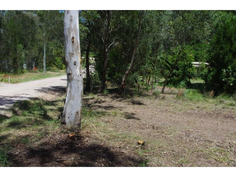 11 Atlantic Street, Lamb Island QLD 4184