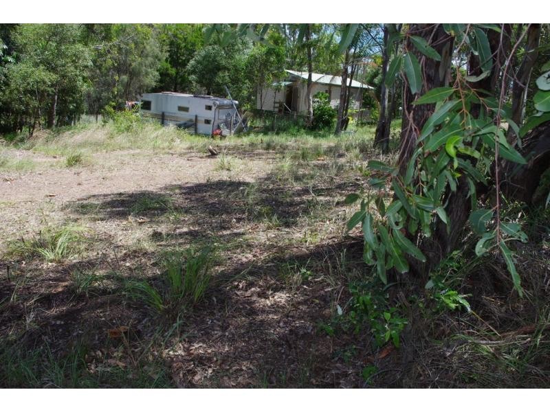 11 Atlantic Street, Lamb Island QLD 4184