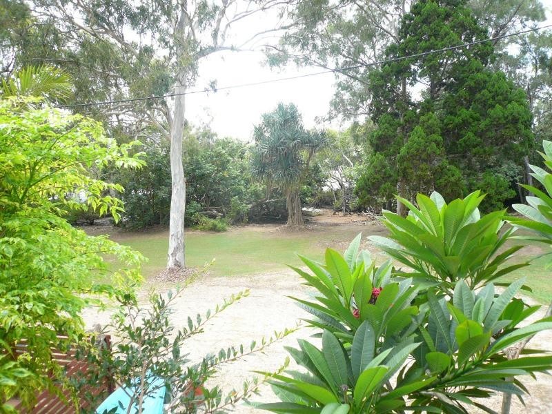 17 Golden Sands Boulevard, Macleay Island QLD 4184