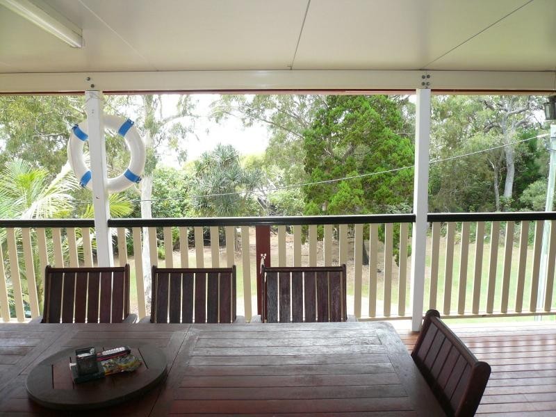 17 Golden Sands Boulevard, Macleay Island QLD 4184