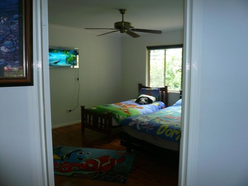 17 Golden Sands Boulevard, Macleay Island QLD 4184