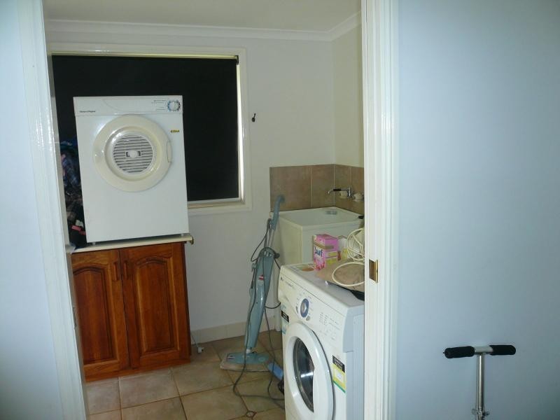 17 Golden Sands Boulevard, Macleay Island QLD 4184