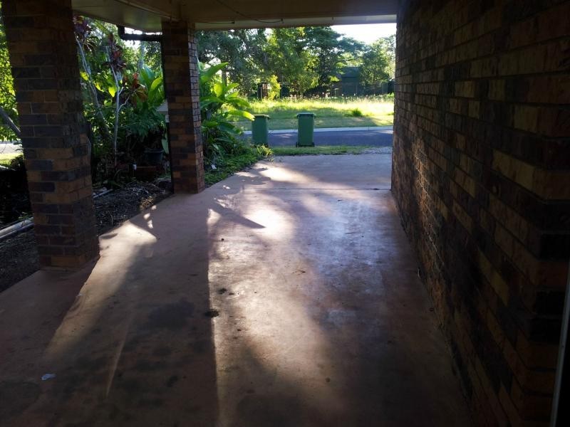 2 Michael Avenue, Lamb Island QLD 4184