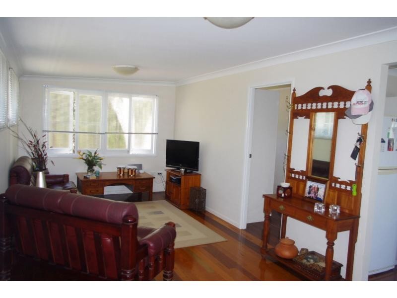 18 Devaney Street, Macleay Island QLD 4184