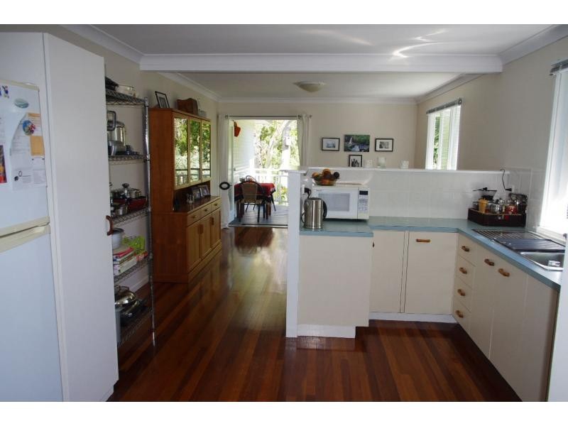 18 Devaney Street, Macleay Island QLD 4184