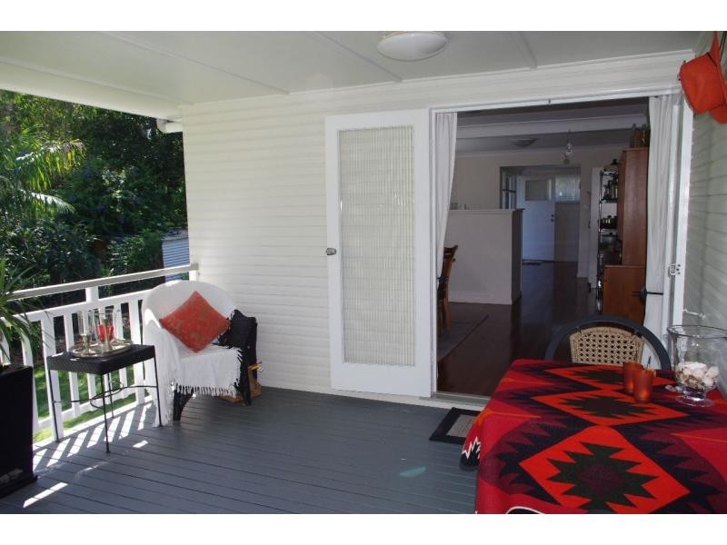 18 Devaney Street, Macleay Island QLD 4184
