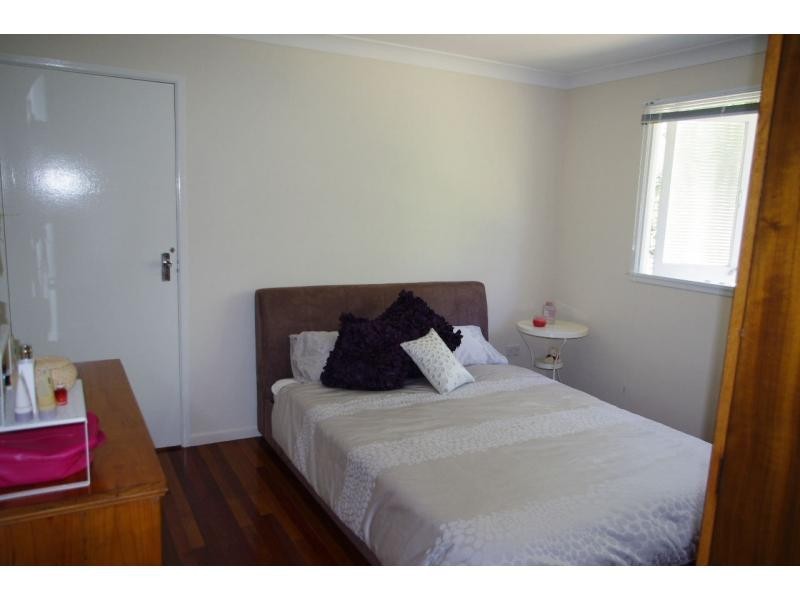 18 Devaney Street, Macleay Island QLD 4184