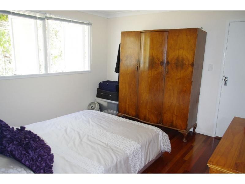 18 Devaney Street, Macleay Island QLD 4184