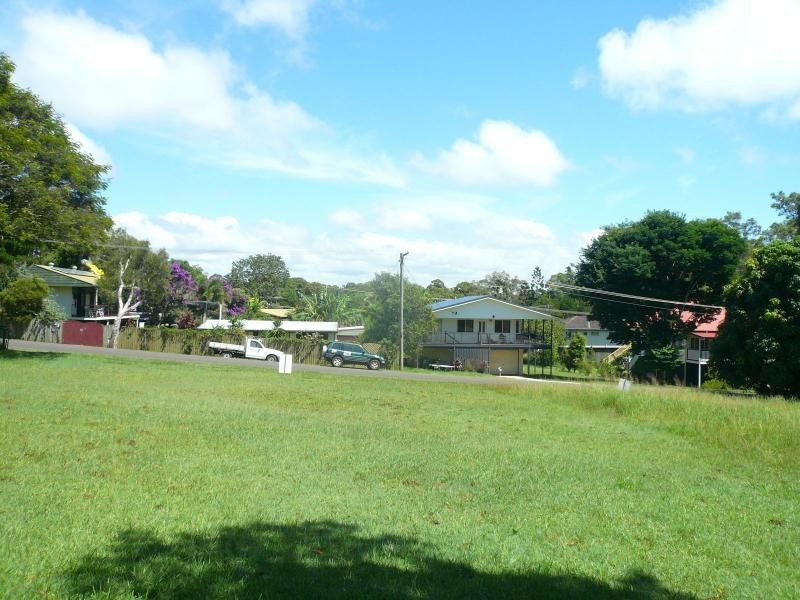 26 Curlew Street, Macleay Island QLD 4184
