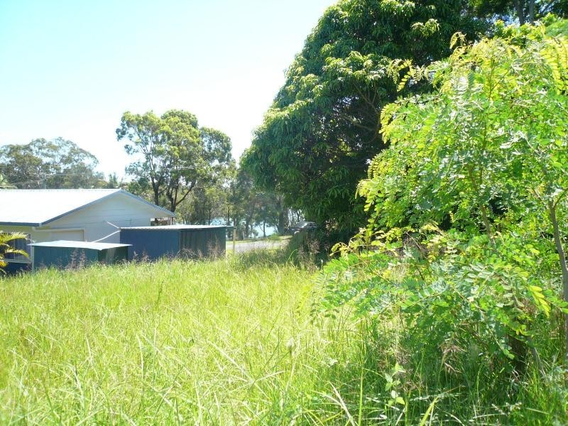 26 Curlew Street, Macleay Island QLD 4184