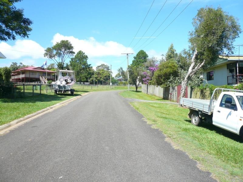 26 Curlew Street, Macleay Island QLD 4184