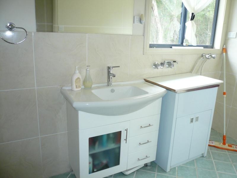 11 Jane Street, Macleay Island QLD 4184