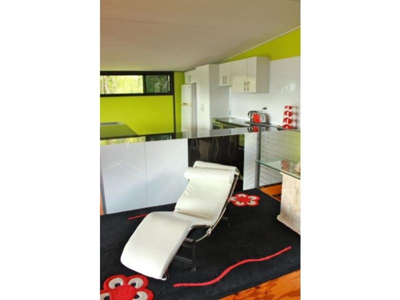 3 Kim Crescent, Macleay Island QLD 4184