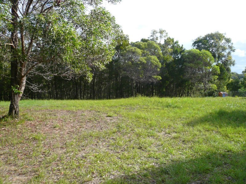 12. Calm Waters Crescent, Macleay Island QLD 4184