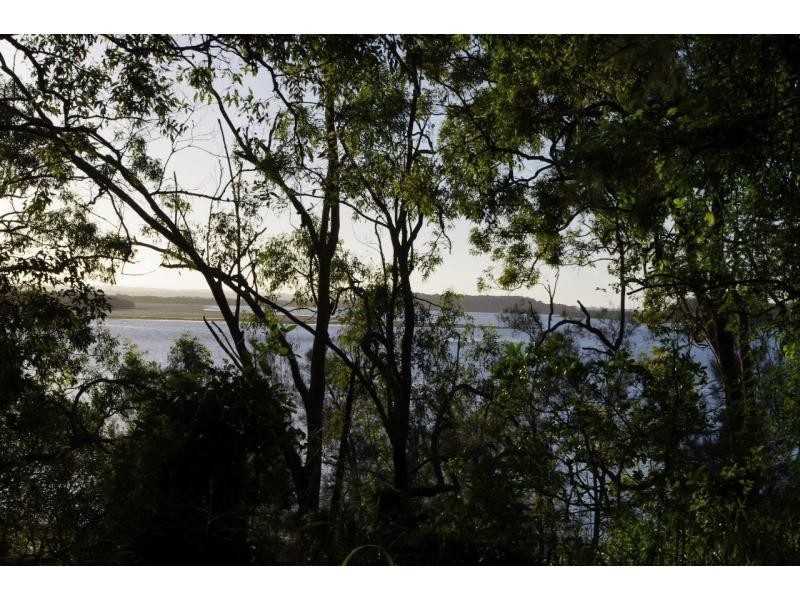 192 The Esplanade, Karragarra Island QLD 4184