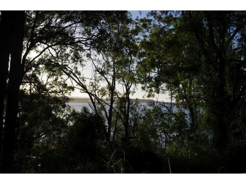192 The Esplanade, Karragarra Island QLD 4184